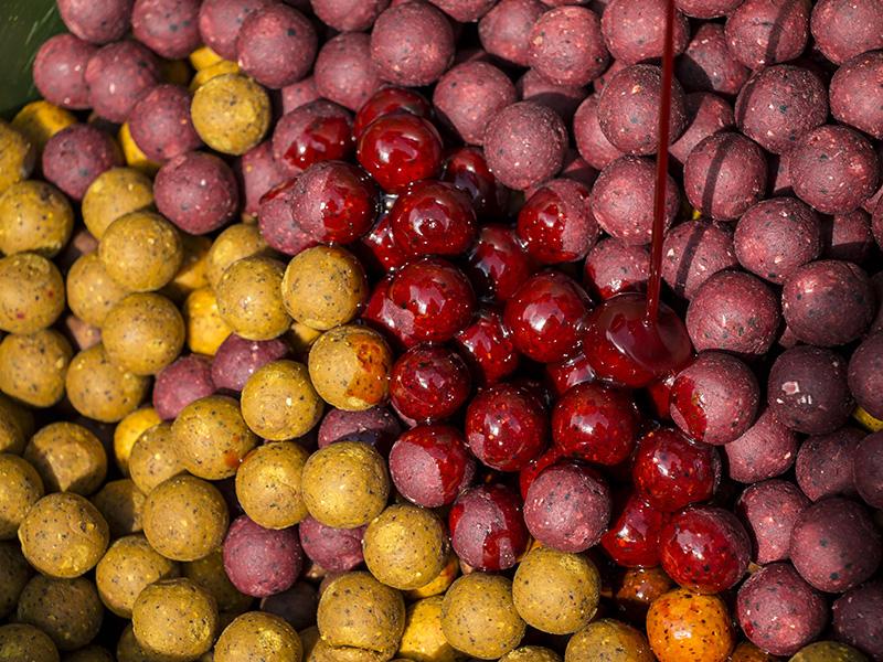 Carp Servis Booster IN Liquid - 500 ml Játra/Vanilka