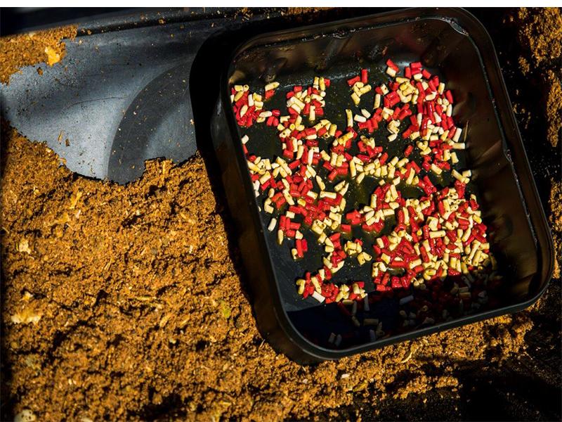 Carpservis pelety česnek/jahoda 700g