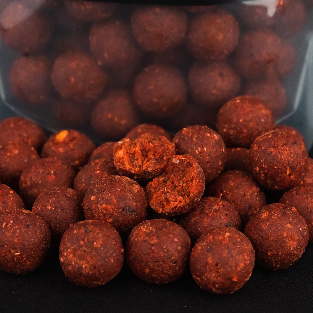 JAHODOVÉ POKUŠENÍ - FAST BOILIE 20mm 250g