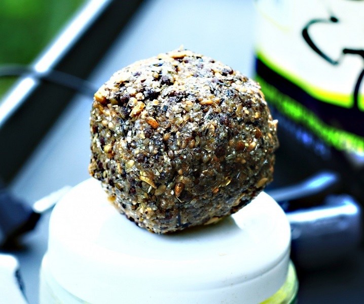 Jet Fish Zig Mix  1kg Sloupcový