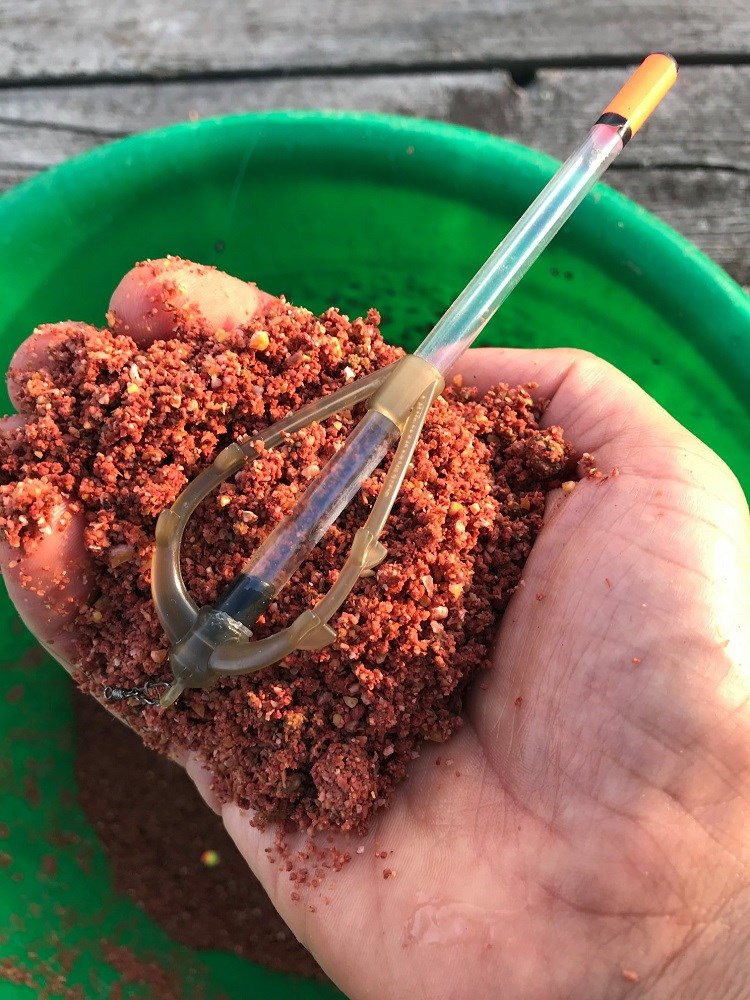 Cralusso krmítko fix feeder po up